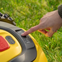 Tondeuse Robot Powerplus POWXG6305 - 18V - Pour Pelouses Jusqu'à Environ 500m² - Largeur De Coupe 180mm - Incl. Borne De Recharge Et Accessoires -Meubles Soldes Boutique 1200x1200 78