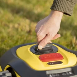 Tondeuse Robot Powerplus POWXG6305 - 18V - Pour Pelouses Jusqu'à Environ 500m² - Largeur De Coupe 180mm - Incl. Borne De Recharge Et Accessoires -Meubles Soldes Boutique 1200x1200 79