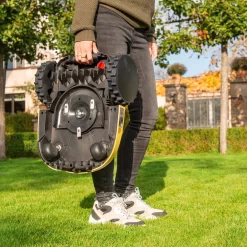 Tondeuse Robot Powerplus POWXG6305 - 18V - Pour Pelouses Jusqu'à Environ 500m² - Largeur De Coupe 180mm - Incl. Borne De Recharge Et Accessoires -Meubles Soldes Boutique 1200x1200 83