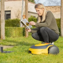 Tondeuse Robot Powerplus POWXG6305 - 18V - Pour Pelouses Jusqu'à Environ 500m² - Largeur De Coupe 180mm - Incl. Borne De Recharge Et Accessoires -Meubles Soldes Boutique 1200x1200 84