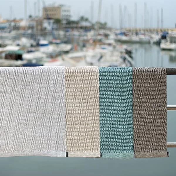 Pappelina Tapis Svea, 70 X 240 cm, Blanc Métallisé 2 Pappelina Tapis Svea, 70 X 240 cm, Blanc Métallisé – Image 2