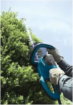 Taille-haie électrique Makita UH5570 - 550 W - Longueur De L'épée 55 Cm - épaisseur De Coupe Max.18 Mm -Meubles Soldes Boutique 829x1200