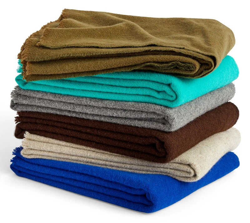 HAY Couverture Mono, 130 x 180 cm, Olive 2 HAY Couverture Mono, 130 x 180 cm, Olive – Image 2