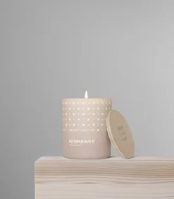 Skandinavisk Grande Bougie Parfumée Avec Couvercle, ROSENHAVE 8 Skandinavisk Grande Bougie Parfumée Avec Couvercle, ROSENHAVE -Meubles Soldes Boutique SKANDINAVISK styling 20110 ROSENHAVE 200g
