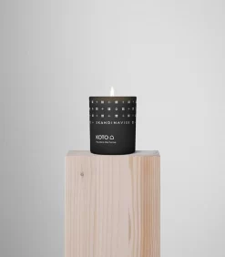 Skandinavisk Bougie Parfumée Avec Couvercle, KOTO, Petit Modèle 11 Skandinavisk Bougie Parfumée Avec Couvercle, KOTO, Petit Modèle -Meubles Soldes Boutique SKANDINAVISK styling 20206 KOTO 65g