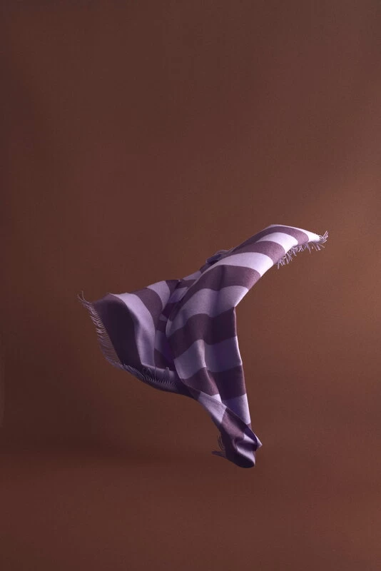 Silkeborg Uldspinderi Plaid The Sweater Polychrome, Lavande - violet 2 Silkeborg Uldspinderi Plaid The Sweater Polychrome, Lavande - violet – Image 2